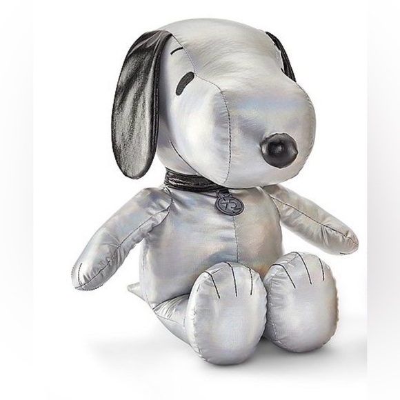 Peanuts Accessories - Peanuts Silver Snoopy Plush Toy